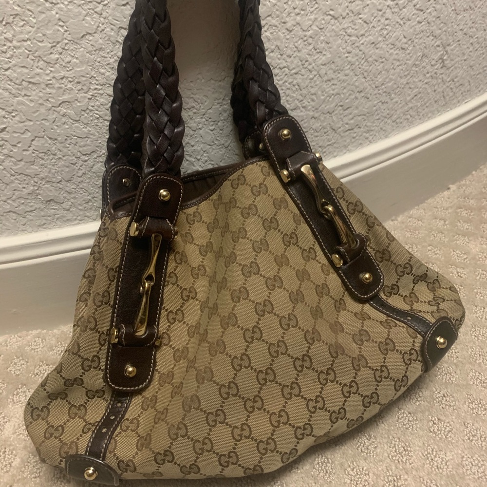 Gucci Pelham